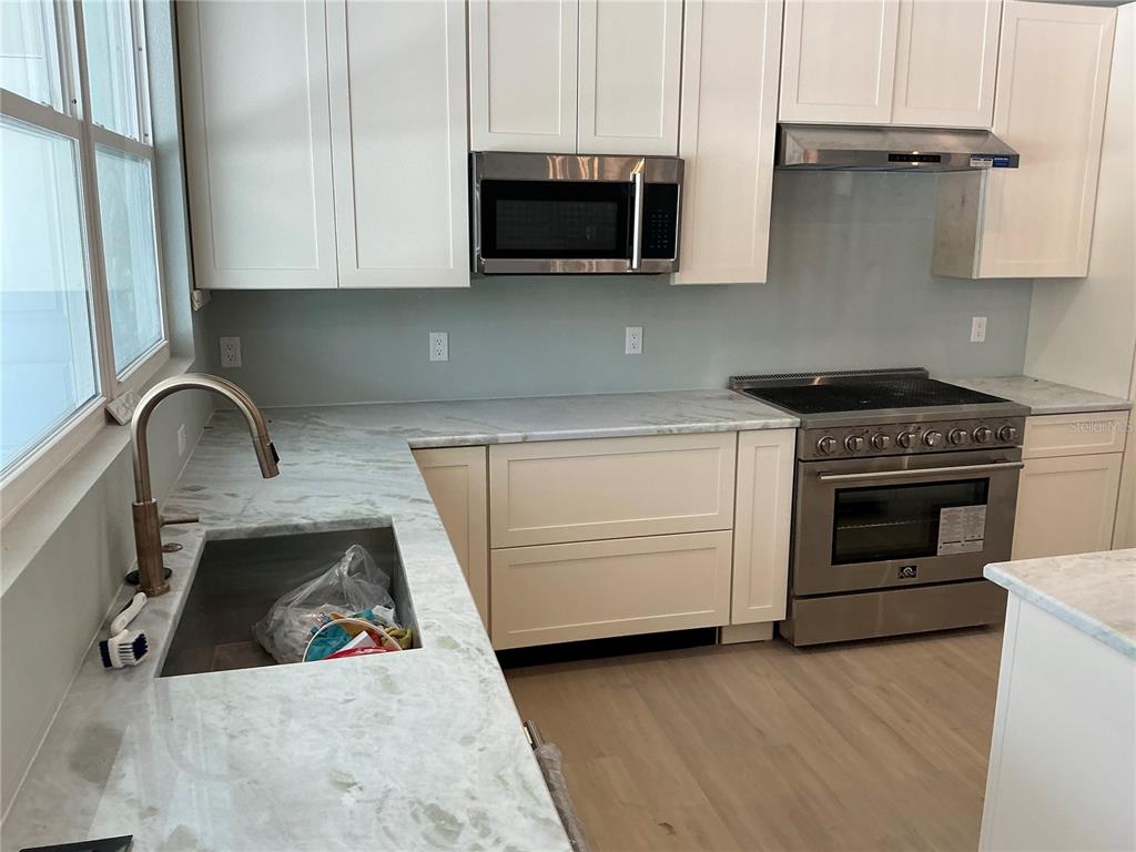 2410 Lake Tiny Road Deltona, FL 32738 - Photo 10 of 25