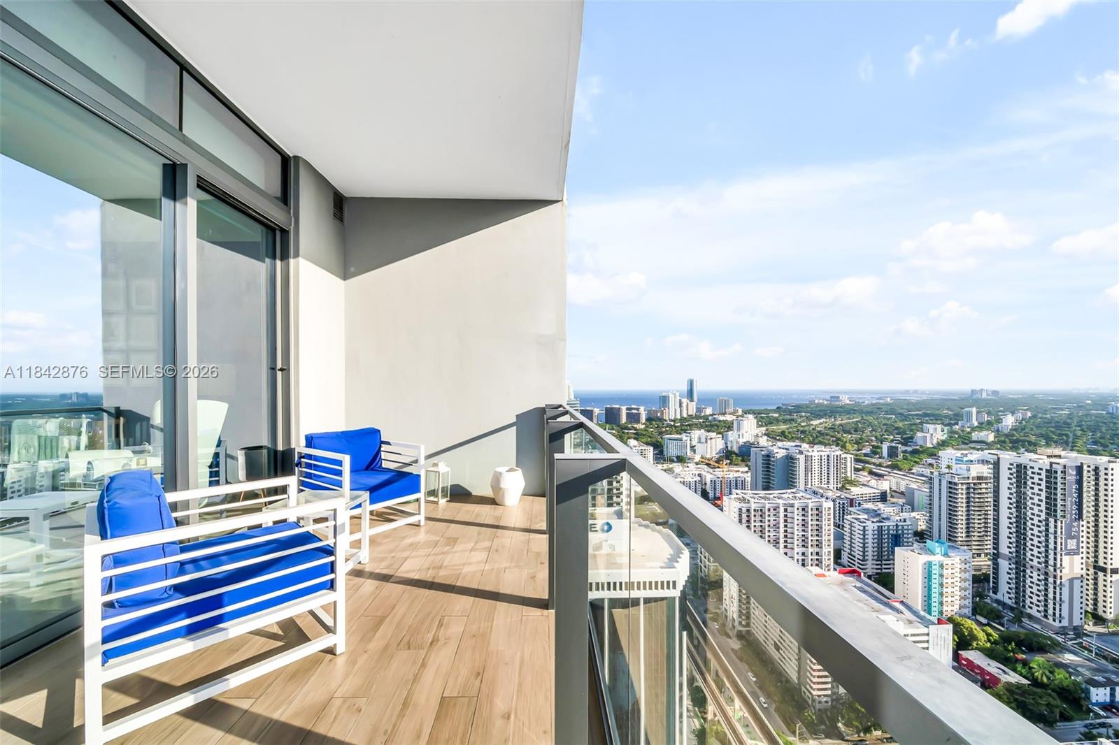 88 Southwest 7th Street, Unit 4004 Miami, FL 33130 - Photo 18 of 24 a view of balcony with furniture