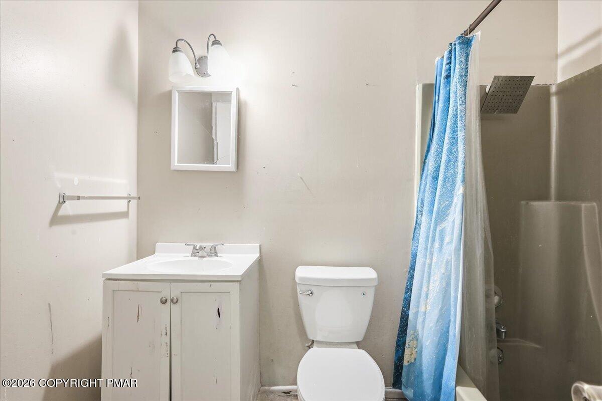 337 Oak Hill Road Hawley, PA 18428 - Photo 18 of 25 Bathroom #2