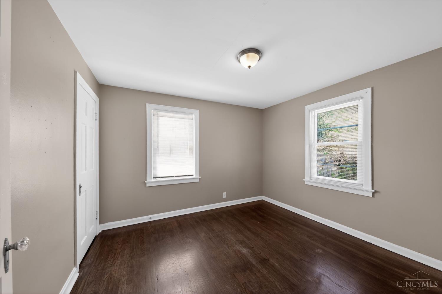 1284 Compton Road Cincinnati, OH 45231 - Photo 10 of 30 Gallery Image 10