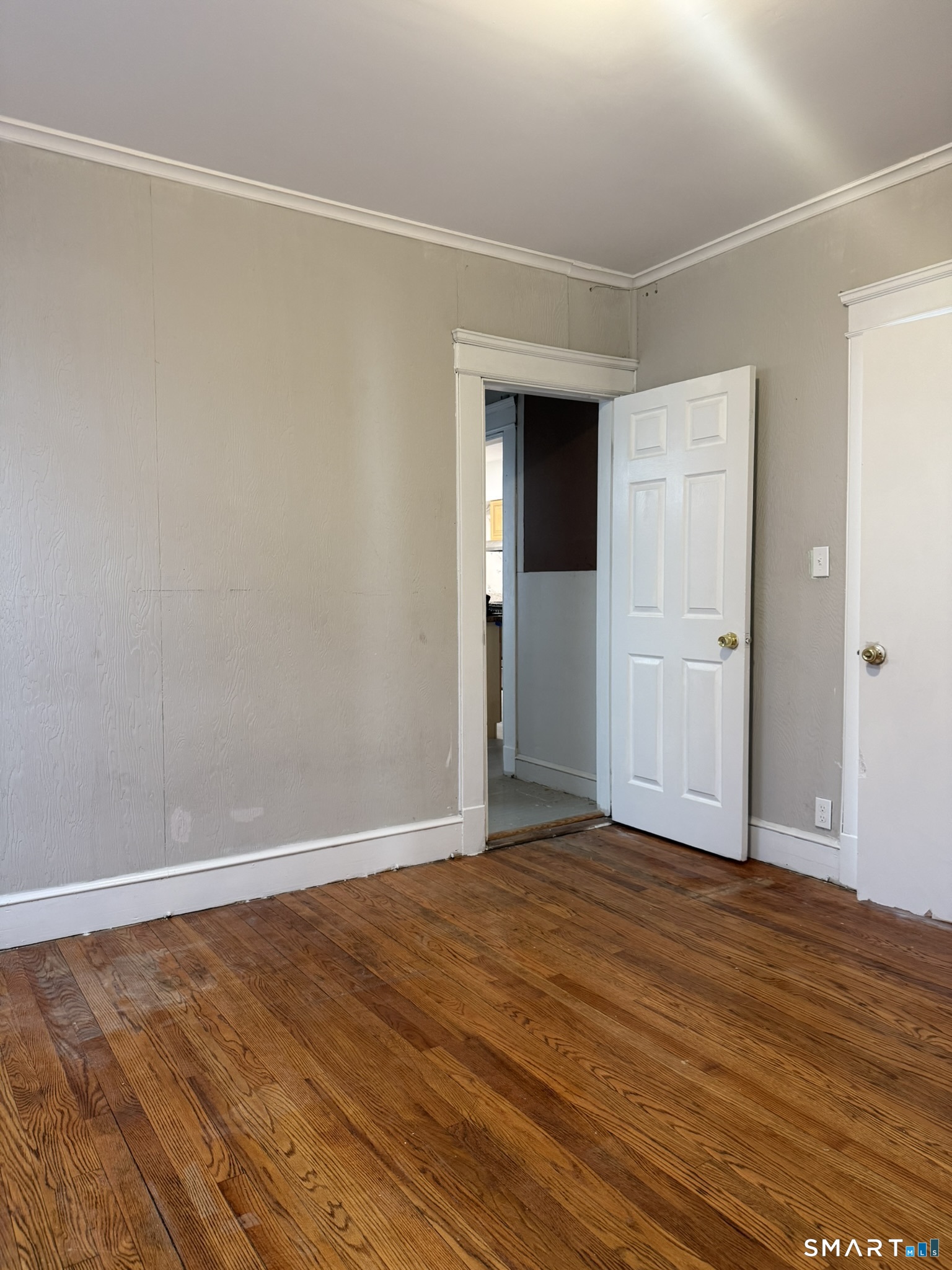 158 Alder Street, Unit 3 Waterbury, CT 06708 - Photo 5 of 19 a view of an empty room