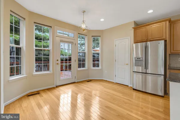 $3,700 | 4511 Billingham Street, Fairfax, VA 22030