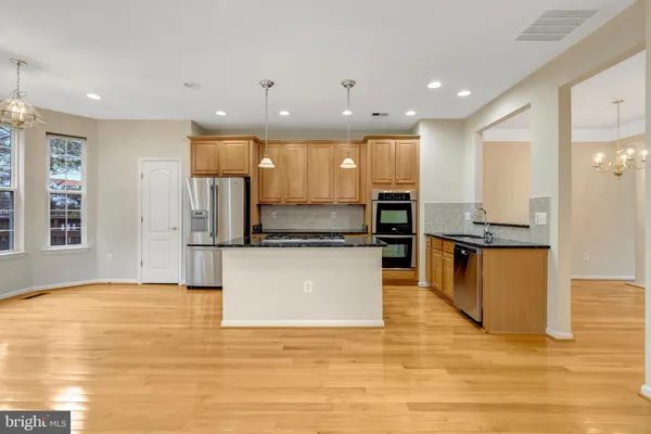 $3,700 | 4511 Billingham Street, Fairfax, VA 22030