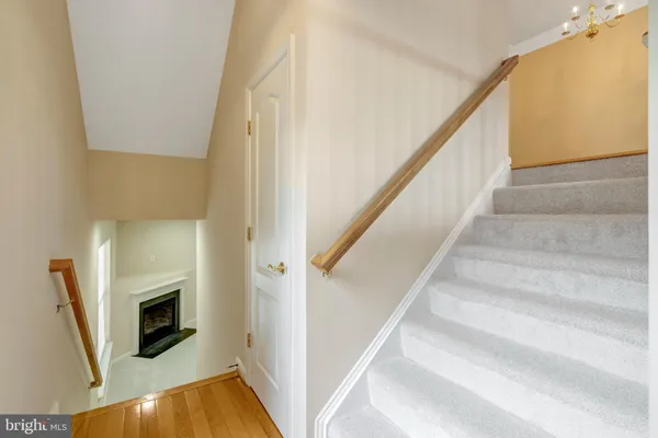 $3,700 | 4511 Billingham Street, Fairfax, VA 22030