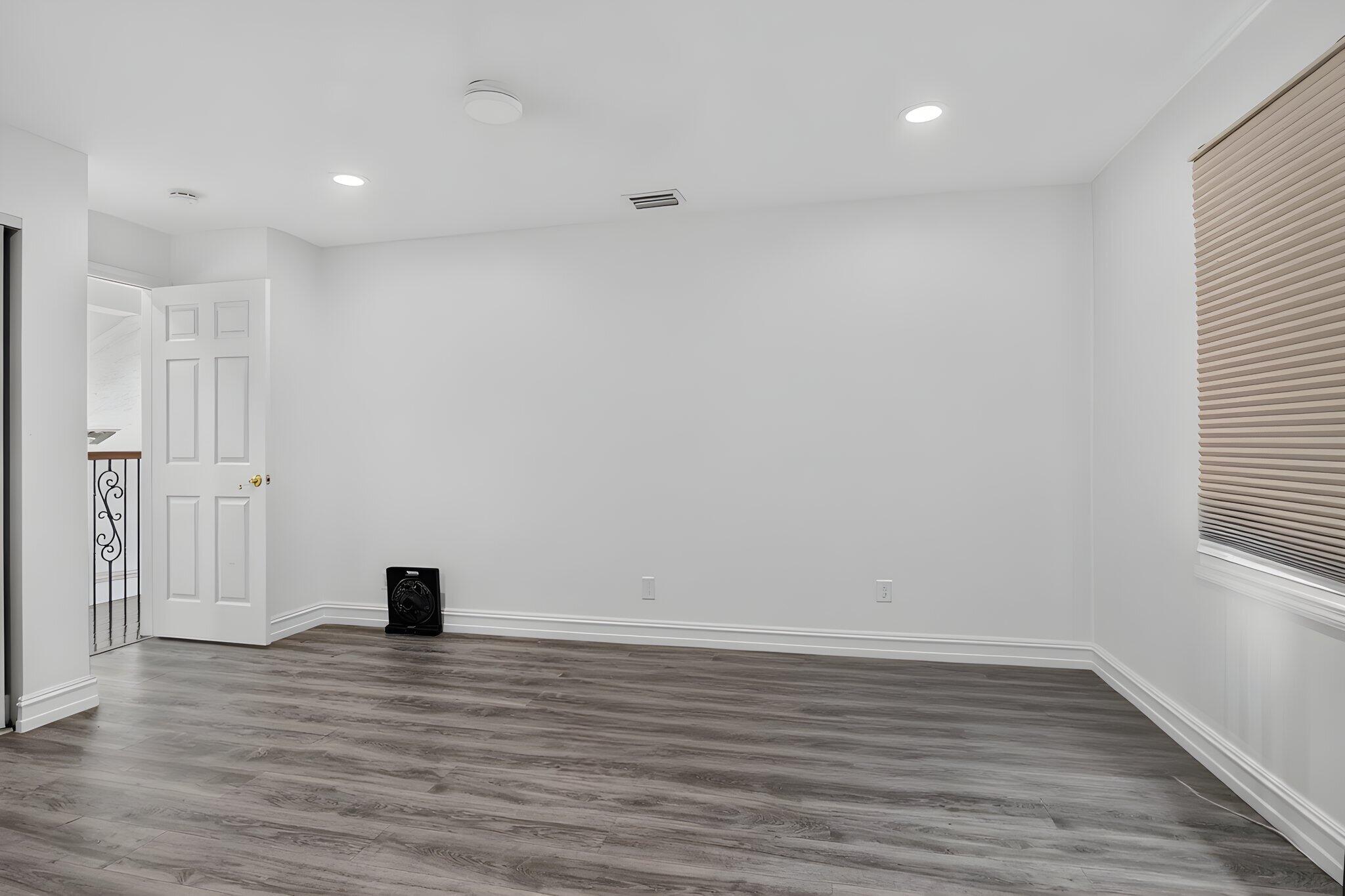 23338 La Vida Way Boca Raton, FL 33433 - Photo 41 of 52 3rd Bedroom