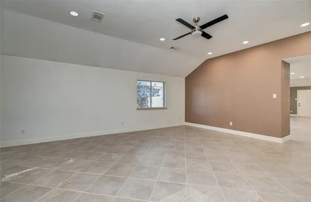 $1,750 | 12846 Sai Baba Drive, Houston, TX 77038