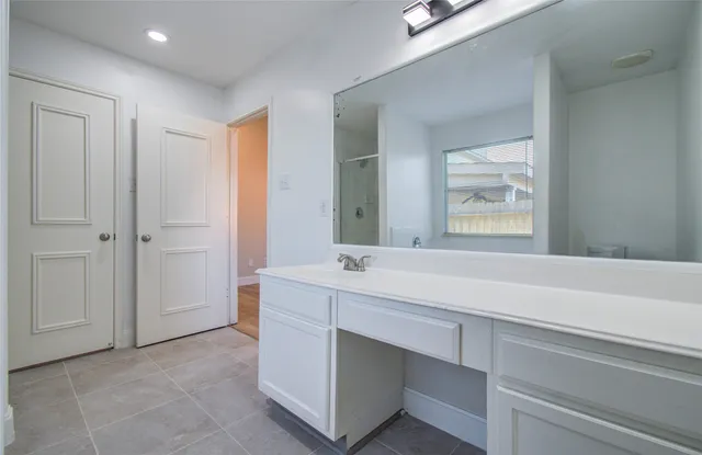 $1,750 | 12846 Sai Baba Drive, Houston, TX 77038