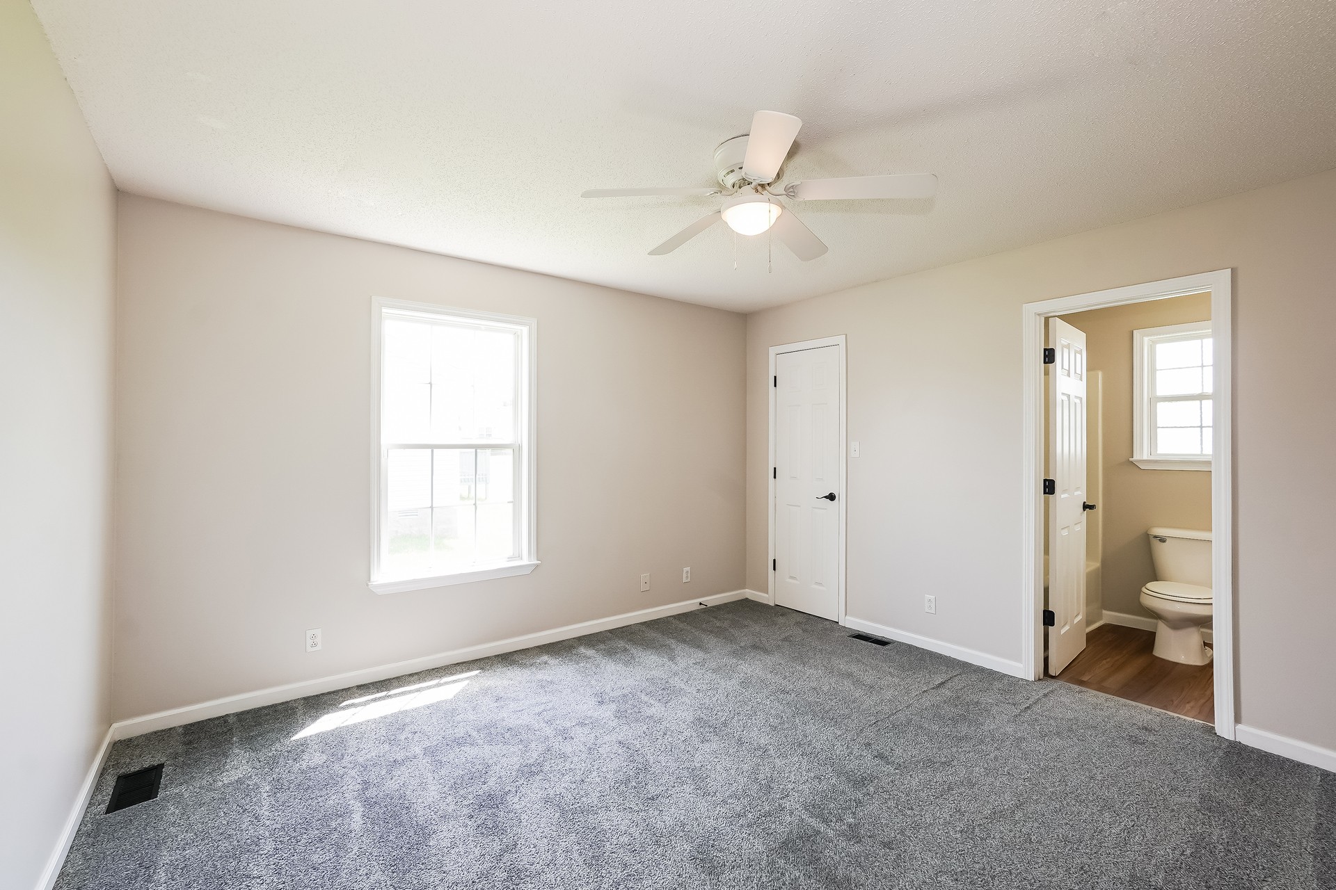 429 Filmore Road Oak Grove, KY 42262 - Photo 4 of 18