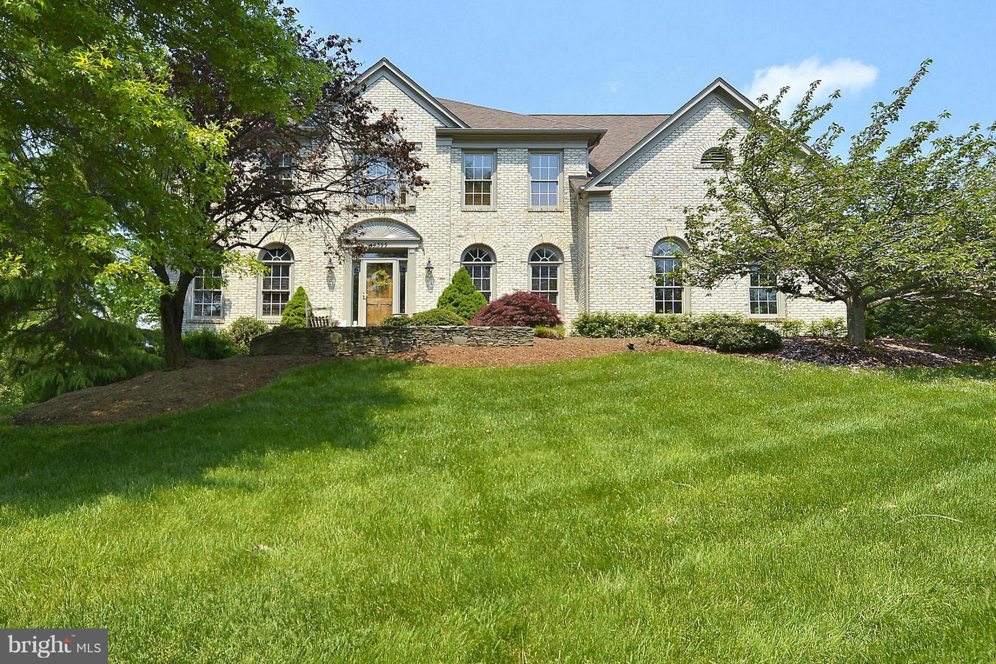 4399 Nuttall Road Fairfax, VA 22032 - Photo 1 of 30 Stately Expansive Colonial