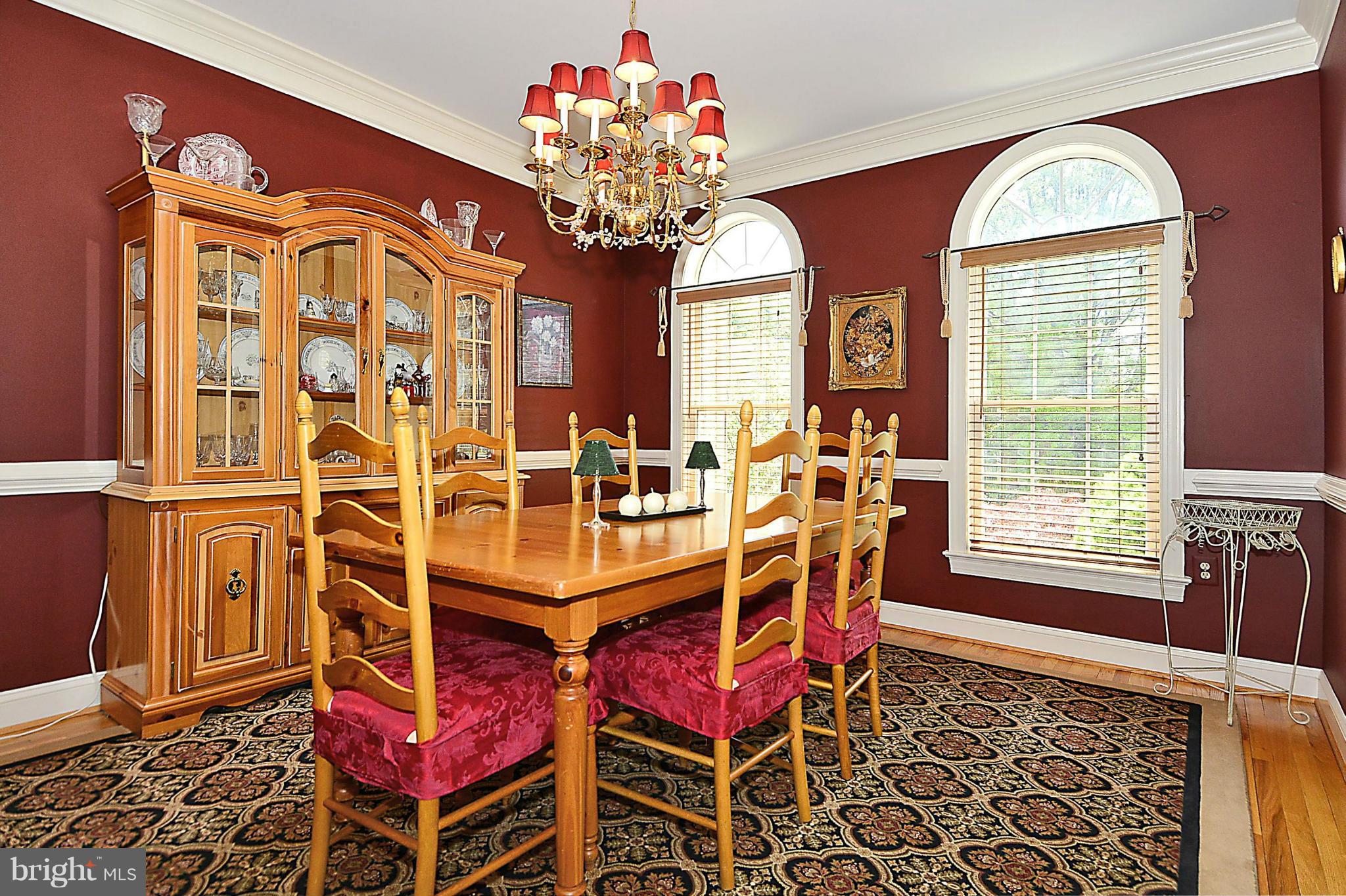 4399 Nuttall Road Fairfax, VA 22032 - Photo 5 of 30 Dining Room with Palladium Windows