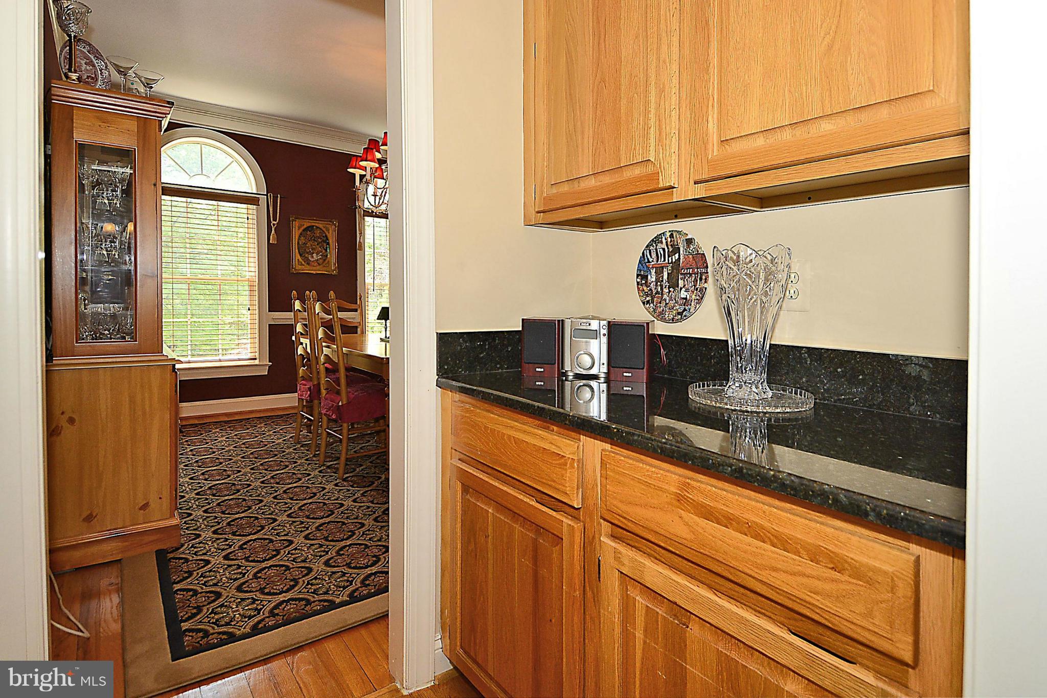 4399 Nuttall Road Fairfax, VA 22032 - Photo 7 of 30 Butler's Pantry