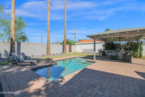 $799,000 | 1704 East Solano Drive, Phoenix, AZ 85016
