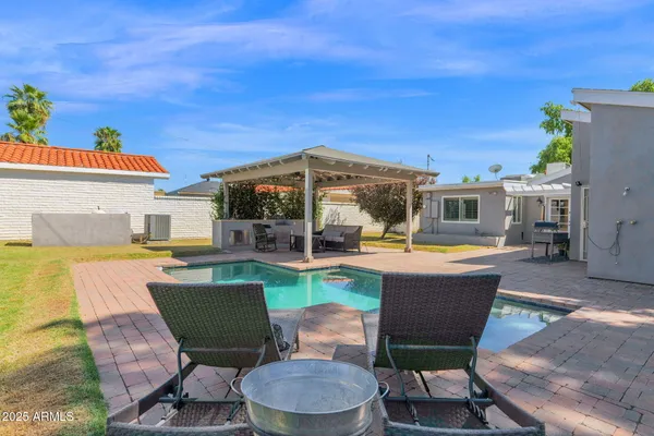 $799,000 | 1704 East Solano Drive, Phoenix, AZ 85016