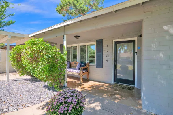$799,000 | 1704 East Solano Drive, Phoenix, AZ 85016