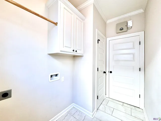 $2,400 | 14022 Knoll Park Place, Baton Rouge, LA 70810