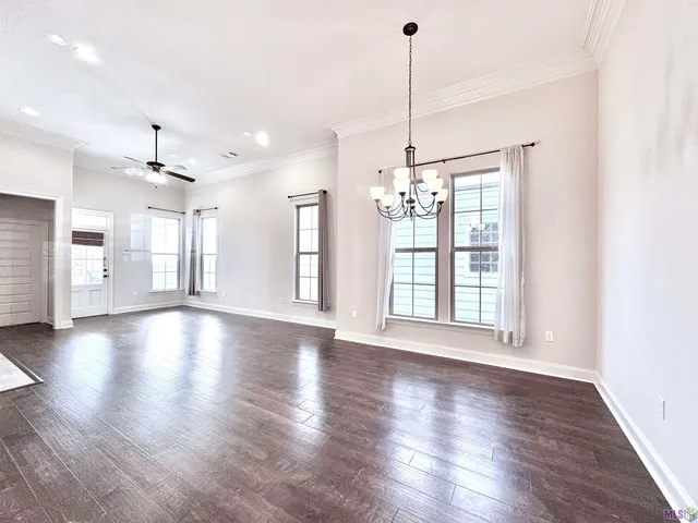 $2,400 | 14022 Knoll Park Place, Baton Rouge, LA 70810