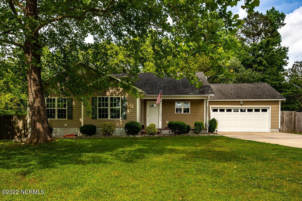 212 Foy Lockamy Road Jacksonville, NC 28540 - Photo 1 of 26 IMG_4566