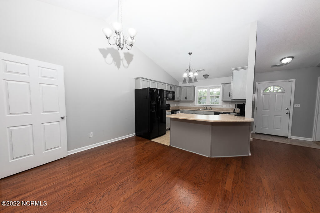 212 Foy Lockamy Road Jacksonville, NC 28540 - Photo 5 of 26 IMG_4593-Edit