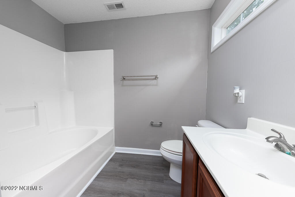212 Foy Lockamy Road Jacksonville, NC 28540 - Photo 10 of 26 IMG_4620-Edit