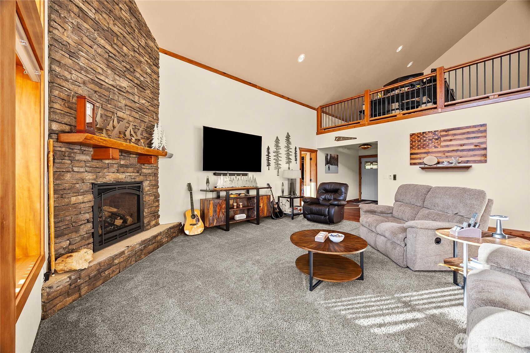 223 Carr Road East Randle, WA 98377 - Photo 11 of 40