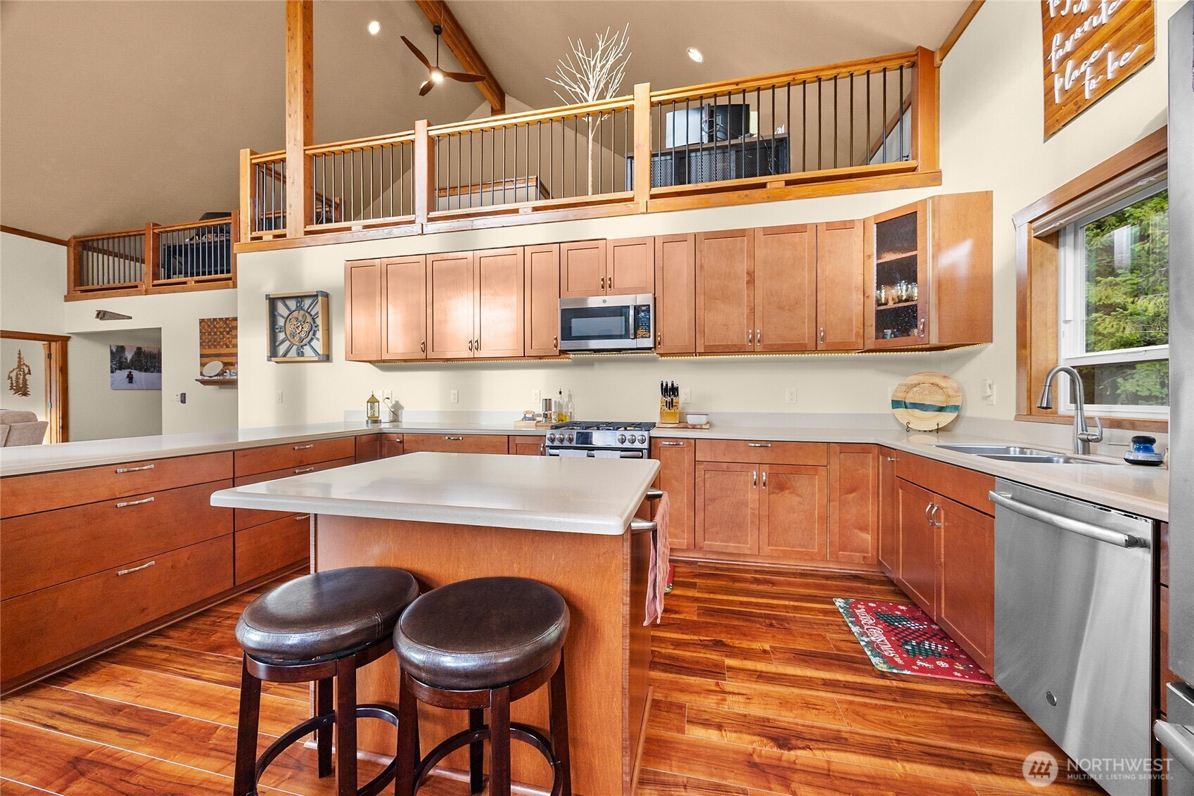 223 Carr Road East Randle, WA 98377 - Photo 13 of 40