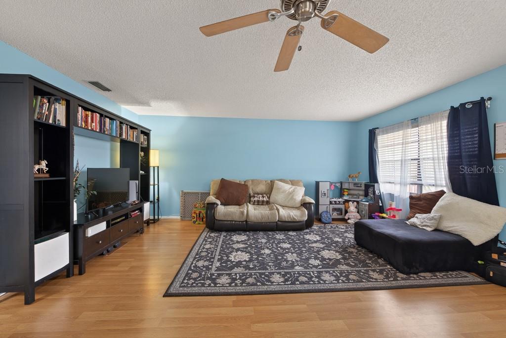 13250 Ridge Road, Unit 3B3 Largo, FL 33778 - Photo 7 of 47
