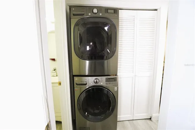 $169,000 | 1920 East Edgewood Drive, Unit C5, Lakeland, FL 33803