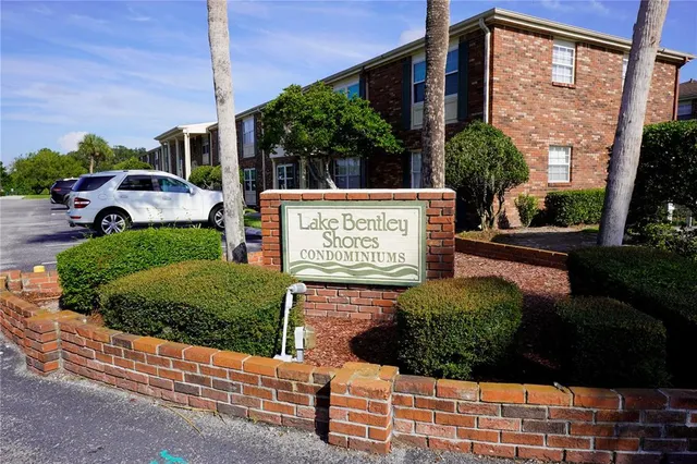 $169,000 | 1920 East Edgewood Drive, Unit C5, Lakeland, FL 33803