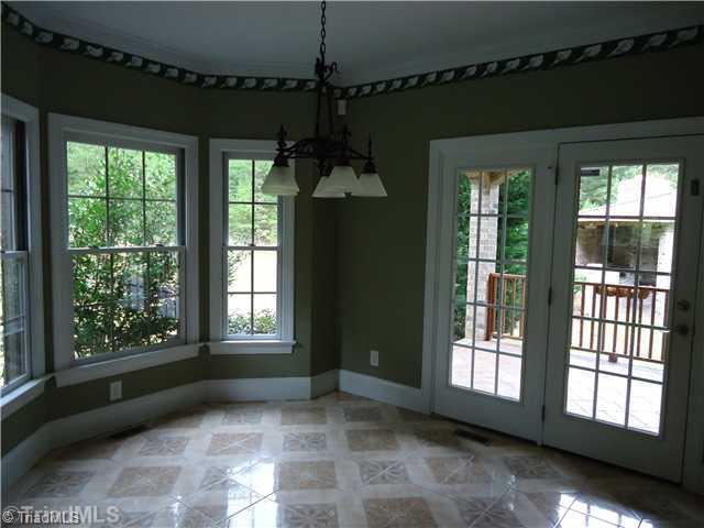 255 Danny Road Stoneville, NC 27048 - Photo 5 of 16 Breakfast.
