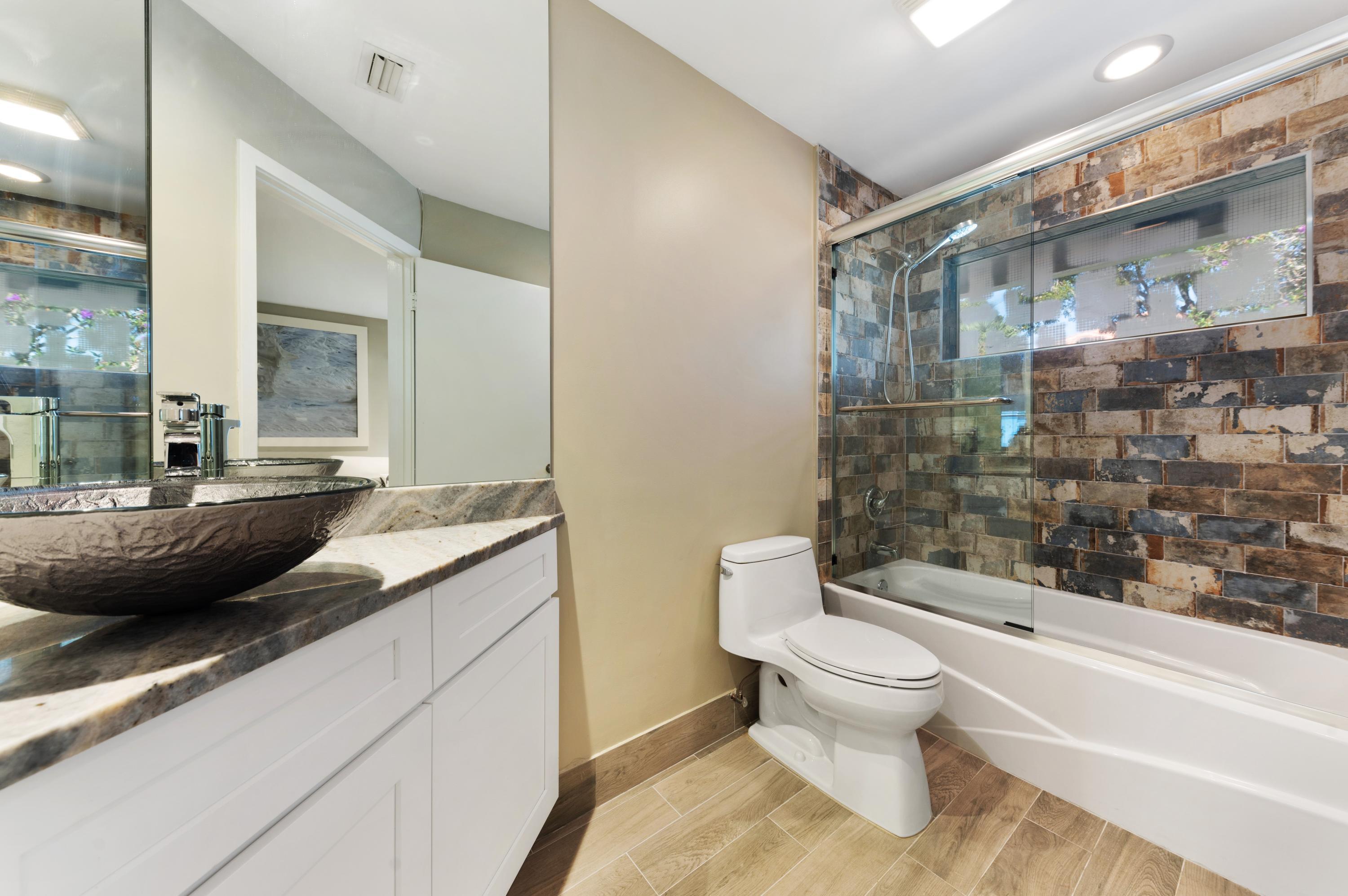 2162 Northwest 52nd Street Boca Raton, FL 33496 - Photo 19 of 32 19