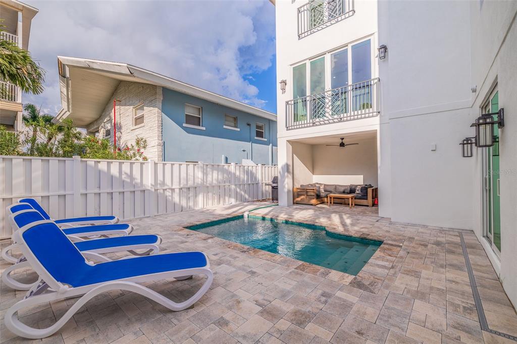 1800 Gulf Boulevard, Unit 1 Indian Rocks Beach, FL 33785 - Photo 14 of 97