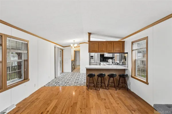 $180,000 | 37 Hubbard Avenue, Unit 5, Riverhead, NY 11901