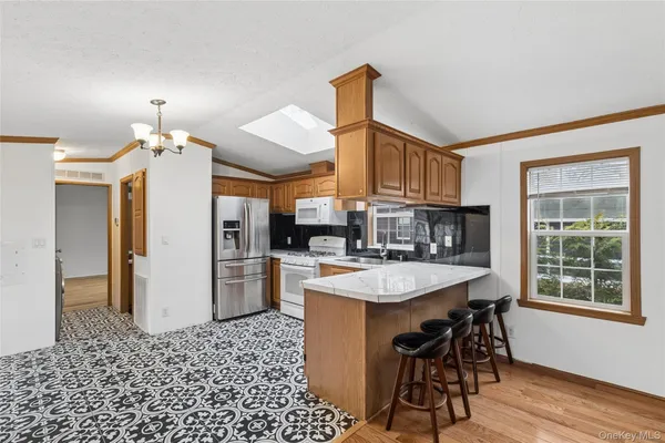 $180,000 | 37 Hubbard Avenue, Unit 5, Riverhead, NY 11901