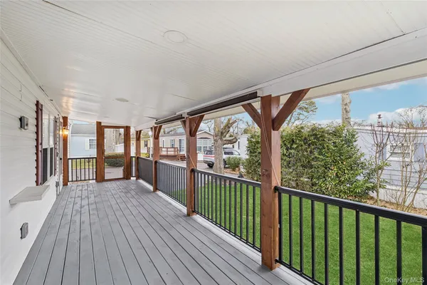 $180,000 | 37 Hubbard Avenue, Unit 5, Riverhead, NY 11901