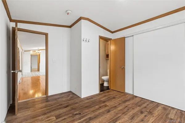 $180,000 | 37 Hubbard Avenue, Unit 5, Riverhead, NY 11901