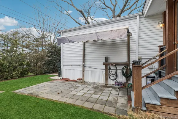 $180,000 | 37 Hubbard Avenue, Unit 5, Riverhead, NY 11901