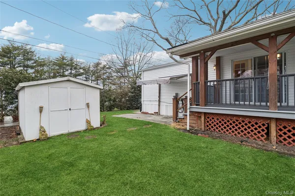 $180,000 | 37 Hubbard Avenue, Unit 5, Riverhead, NY 11901