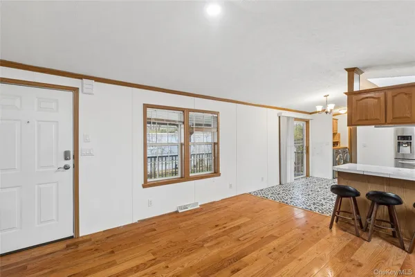 $180,000 | 37 Hubbard Avenue, Unit 5, Riverhead, NY 11901