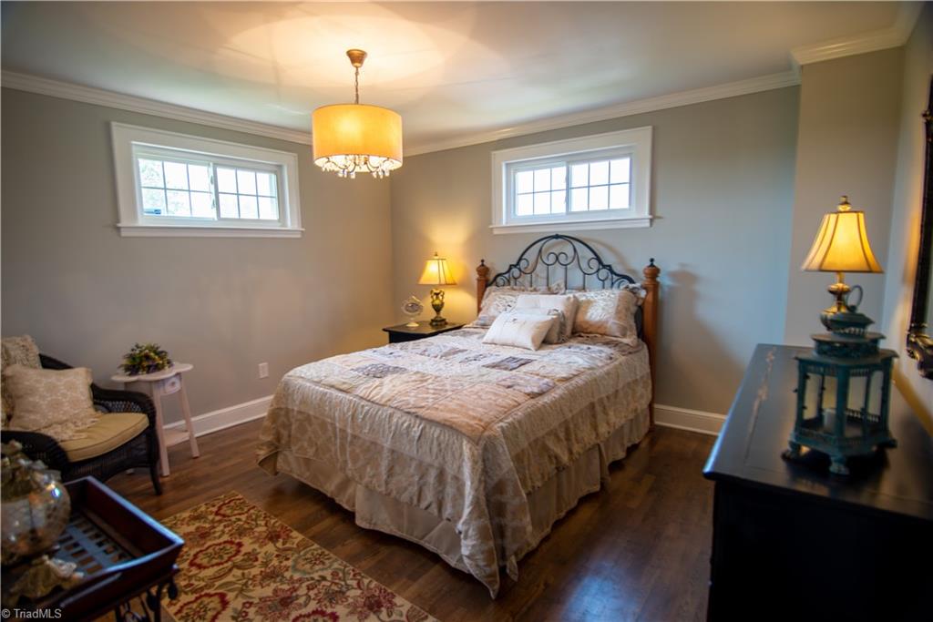 402 Salem Fork Road Elkin, NC 28621 - Photo 8 of 30 Gallery Image 8