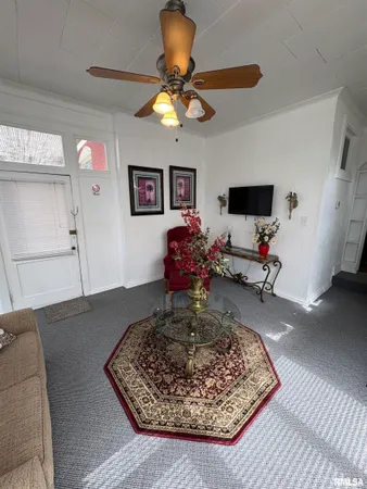 $277,900 | 1136 North 8th Street, Quincy, IL 62301