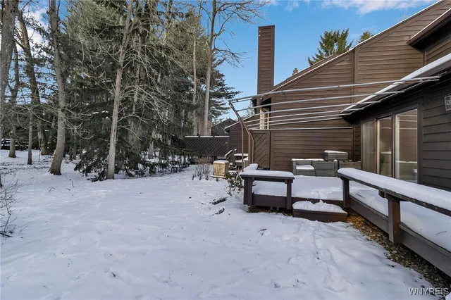 $399,900 | 210 Breezewood Common, Amherst, NY 14051