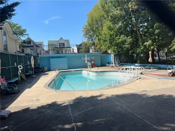 $239,000 | 1360 Ocean Parkway, Unit 8C | Ocean Parkway