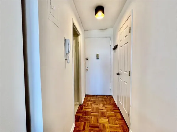$239,000 | 1360 Ocean Parkway, Unit 8C | Ocean Parkway