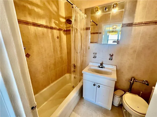$239,000 | 1360 Ocean Parkway, Unit 8C | Ocean Parkway