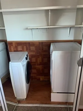 a close up view of washer and dryer