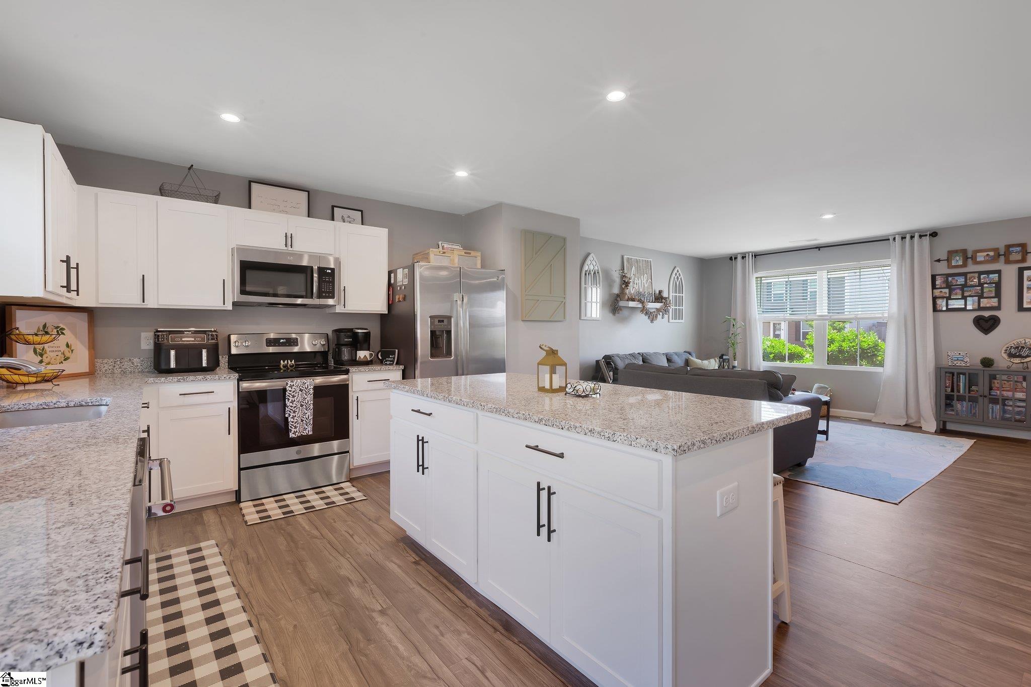212 Ralston Road Greer, SC 29651 - Photo 14 of 42 Gallery Image 14