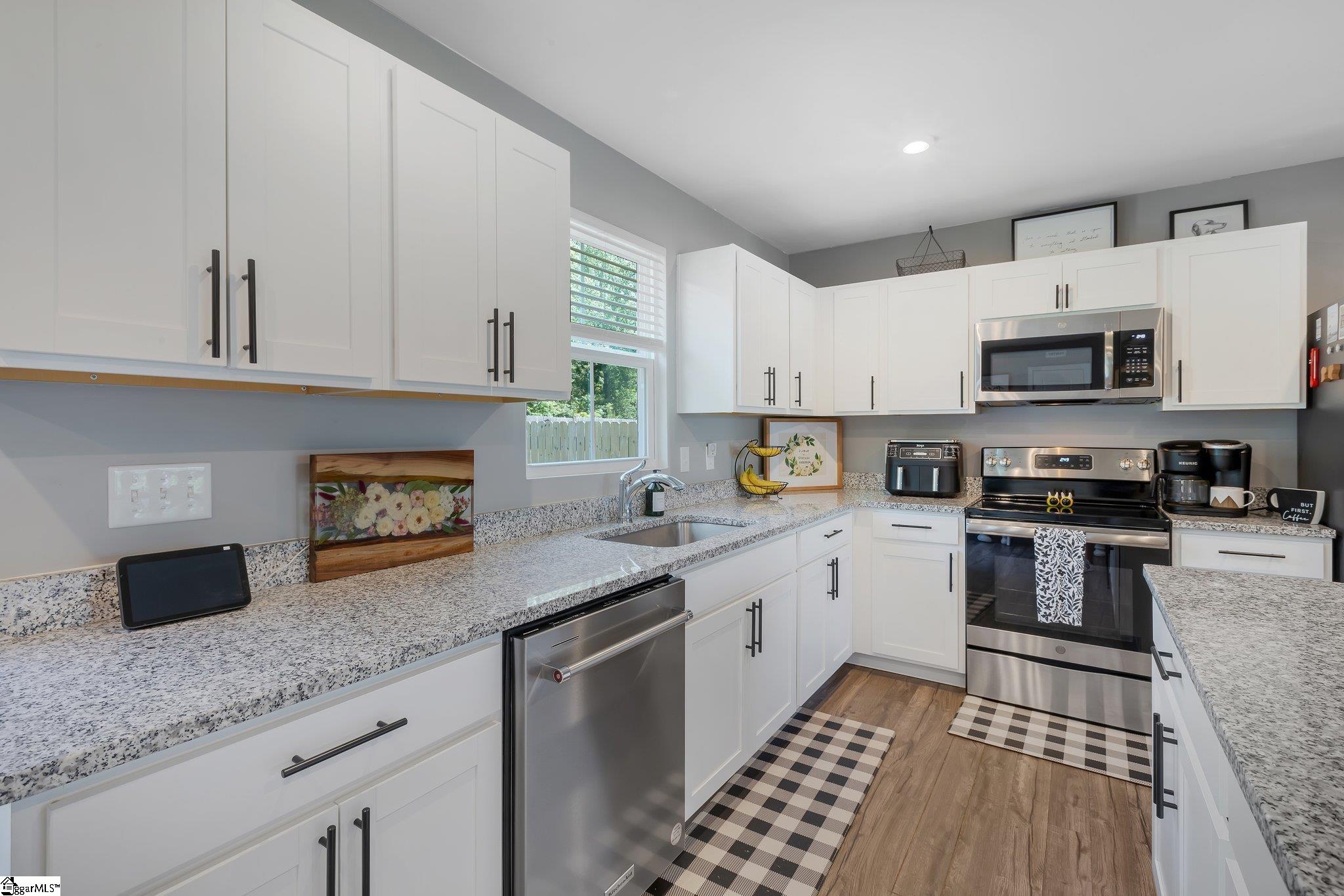 212 Ralston Road Greer, SC 29651 - Photo 18 of 42 Gallery Image 18