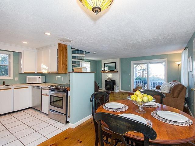 37 Foster Road East Sandwich, MA 02537 - Photo 4 of 27 a dining room with furniture and window
