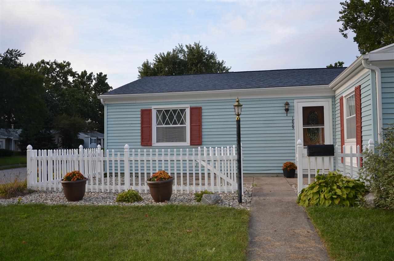 1825 Ridgedale Road South Bend, IN 46614 - Photo 16 of 19 Gallery Image 16