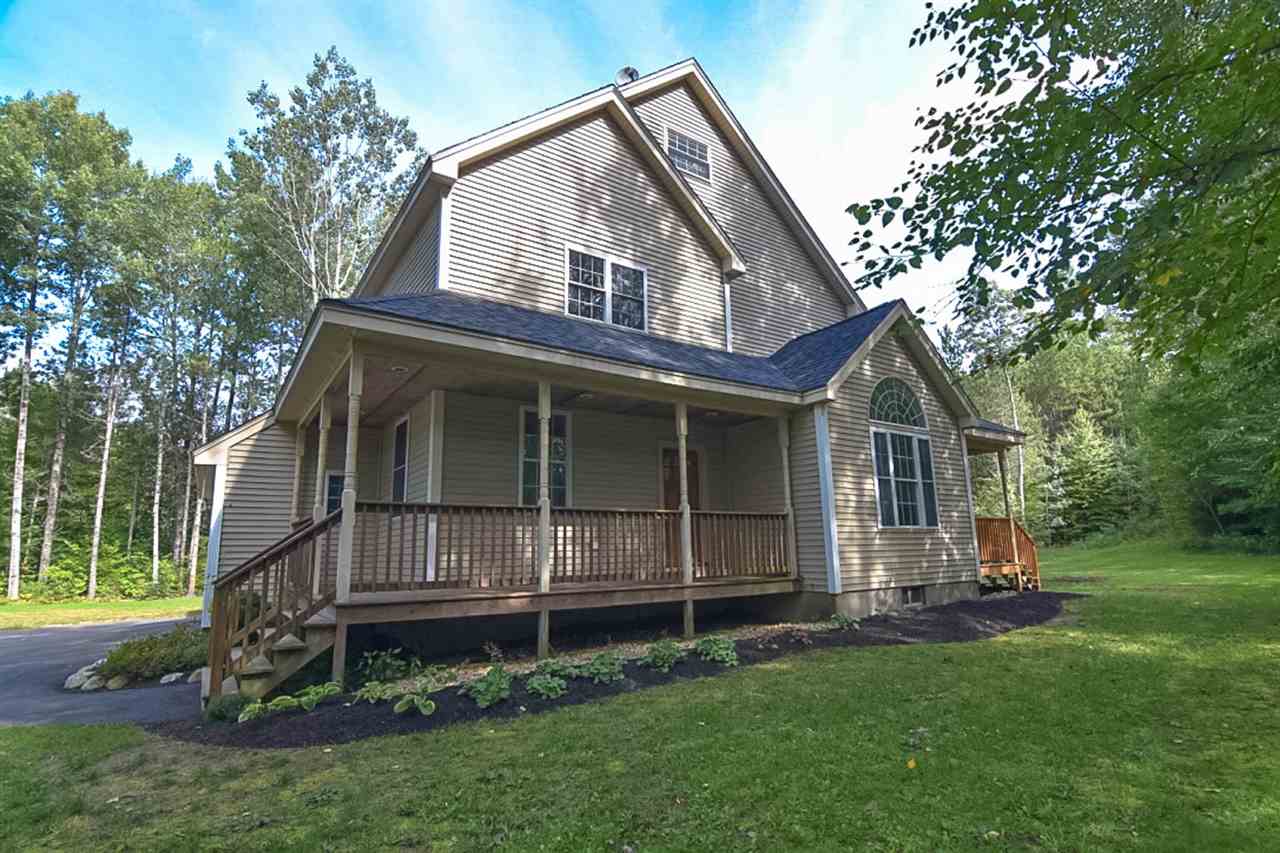 285 Pleasant Pond Road Hopkinton, NH 03229 - Photo 2 of 29